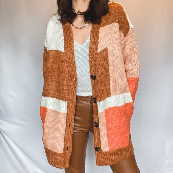 Colorblocked Cardigan - Picture 2 of 3
